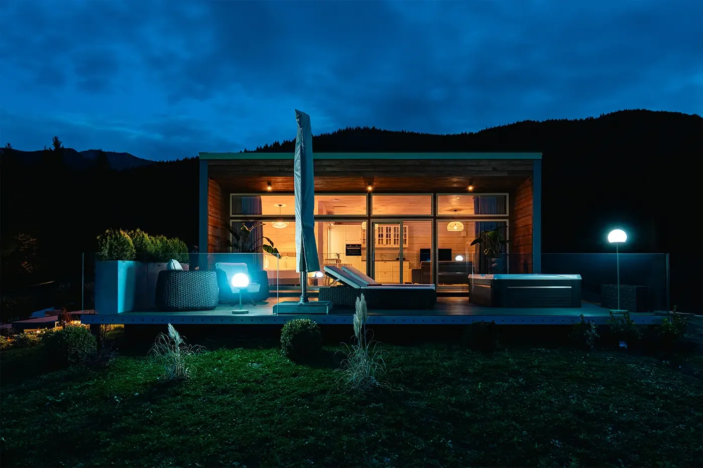 Terrace with private jacuzzi